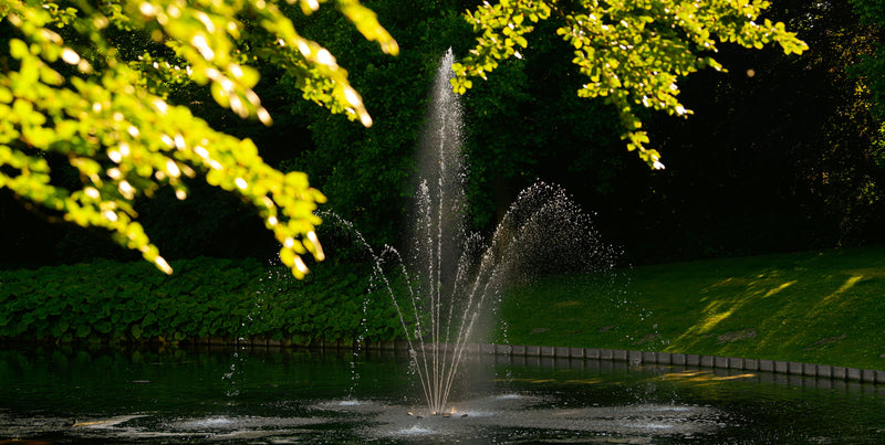 Danner Teichstatue Mit Auslauf – Aus Gießharz, Für Teiche & Wasserspiele, Inkl. 1,27 Cm Messing-Anschluss